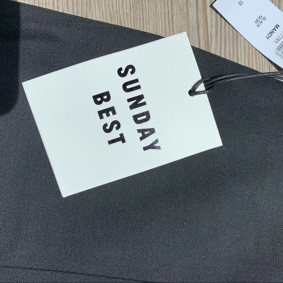 Aritzia/Sunday Best Mandy Skirt - Picture 3 of 10